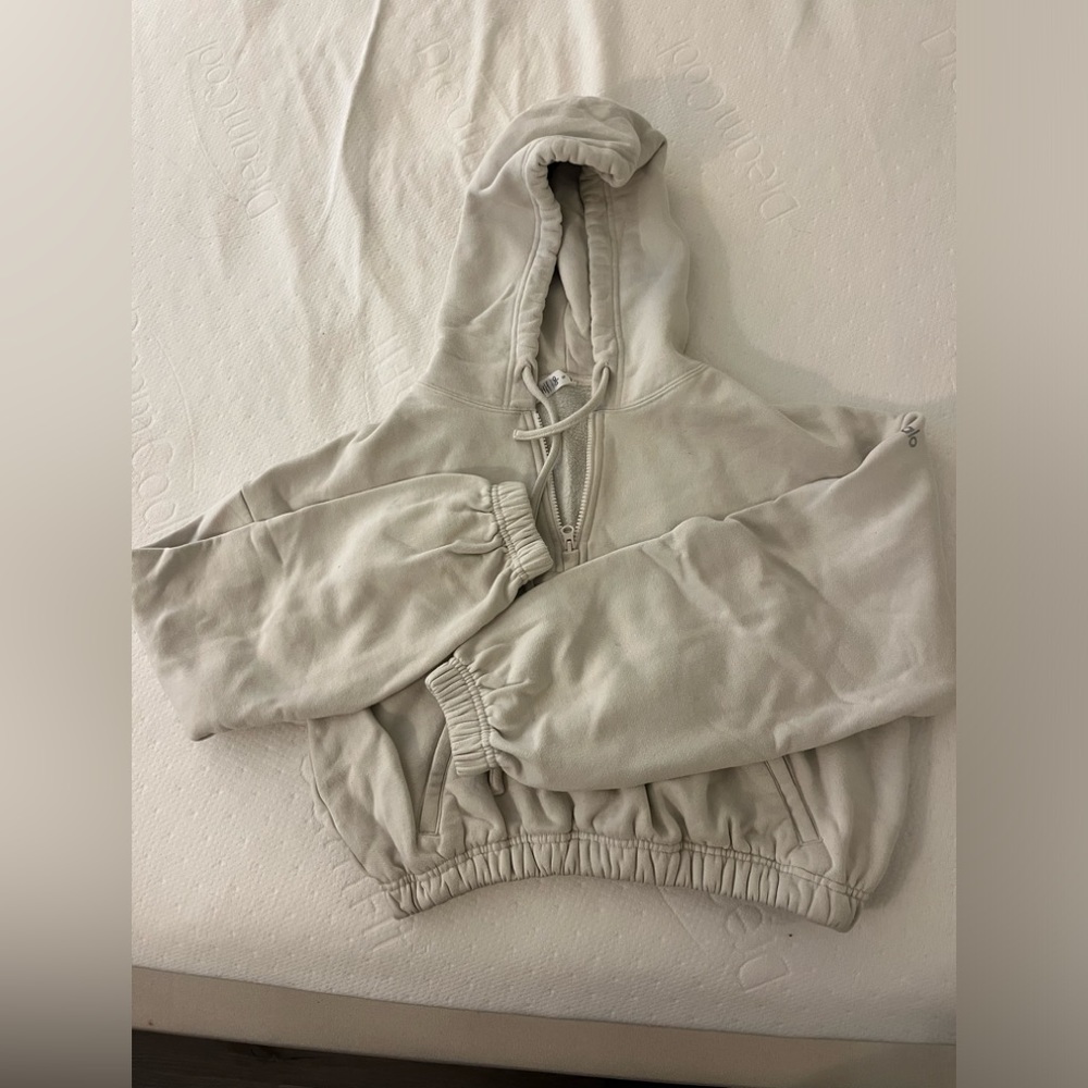 Alo Yoga Stadium Cropped Zip Hoodie